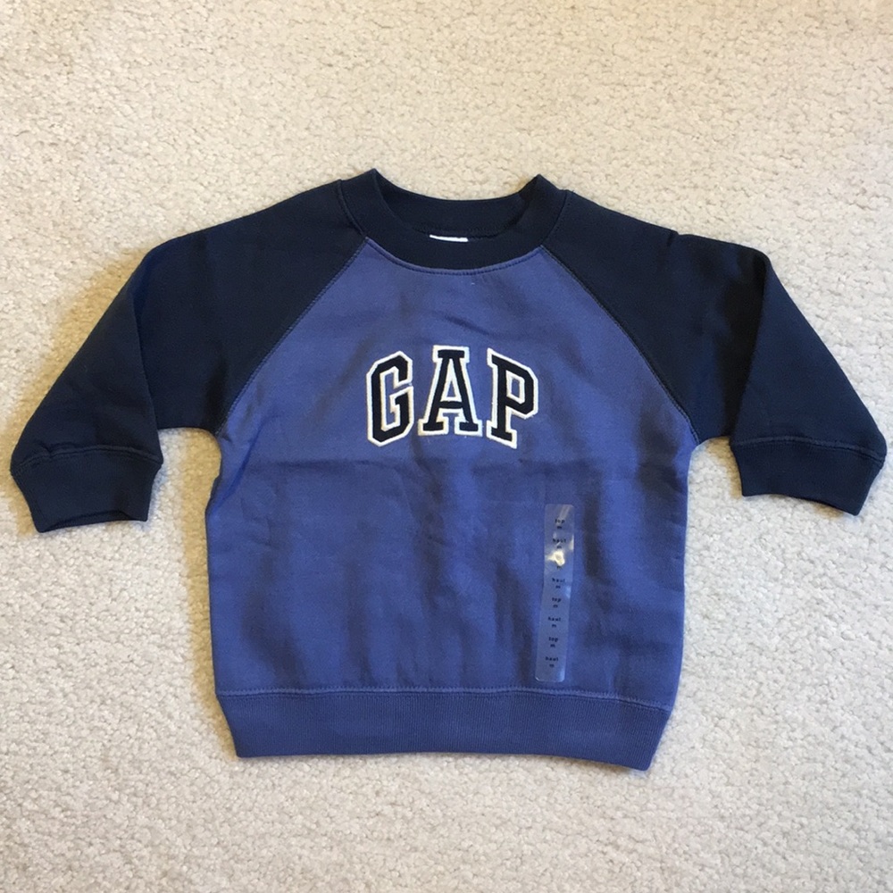 NWT Gap crewneck sweatshirt